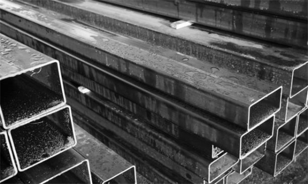 源泰德潤(rùn)20#方管_45#鋼無(wú)縫方管_機(jī)械加工用